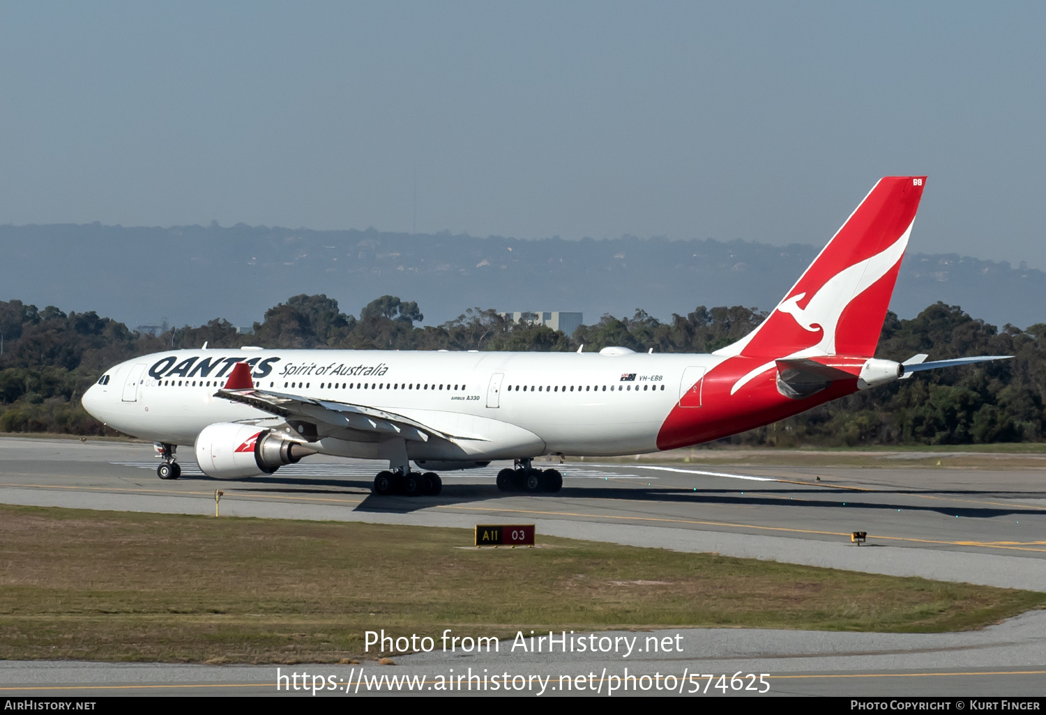 Aircraft Photo of VH-EBB | Airbus A330-202 | Qantas | AirHistory.net #574625