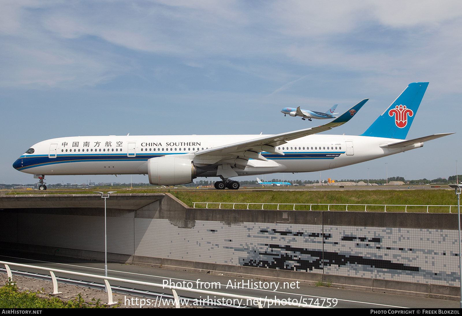 Aircraft Photo of B-30CE | Airbus A350-941 | China Southern Airlines | AirHistory.net #574759