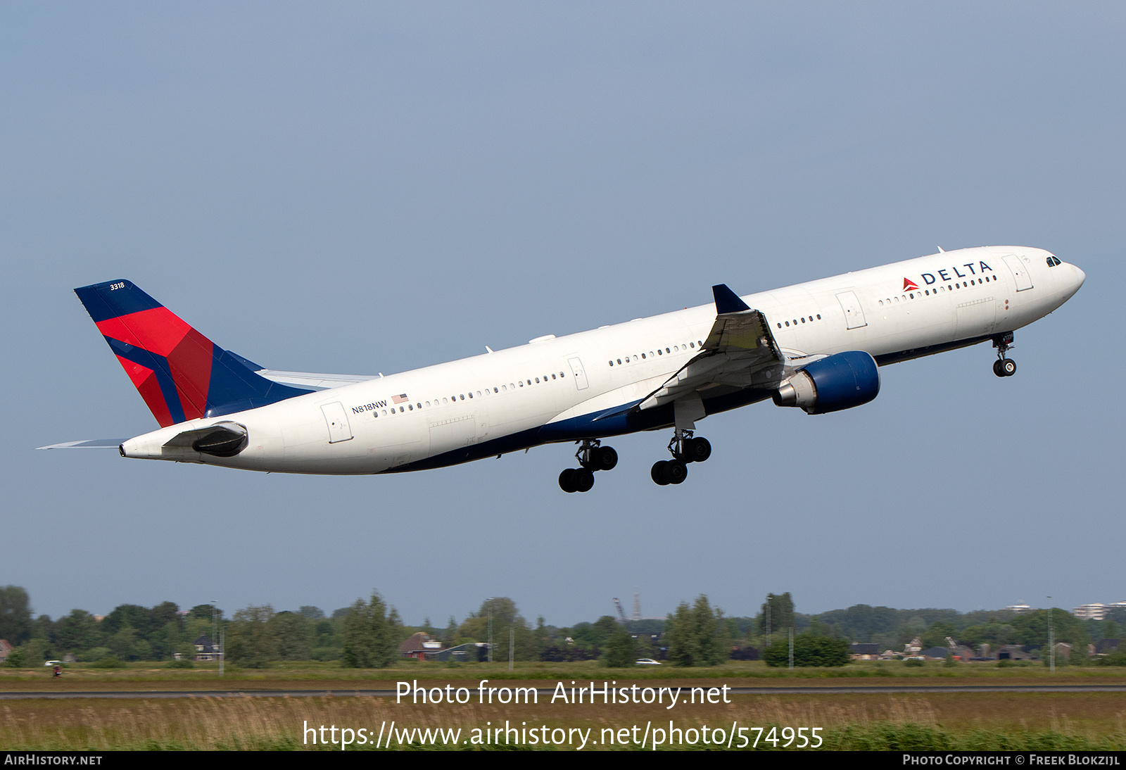 Aircraft Photo of N818NW | Airbus A330-323E | Delta Air Lines | AirHistory.net #574955