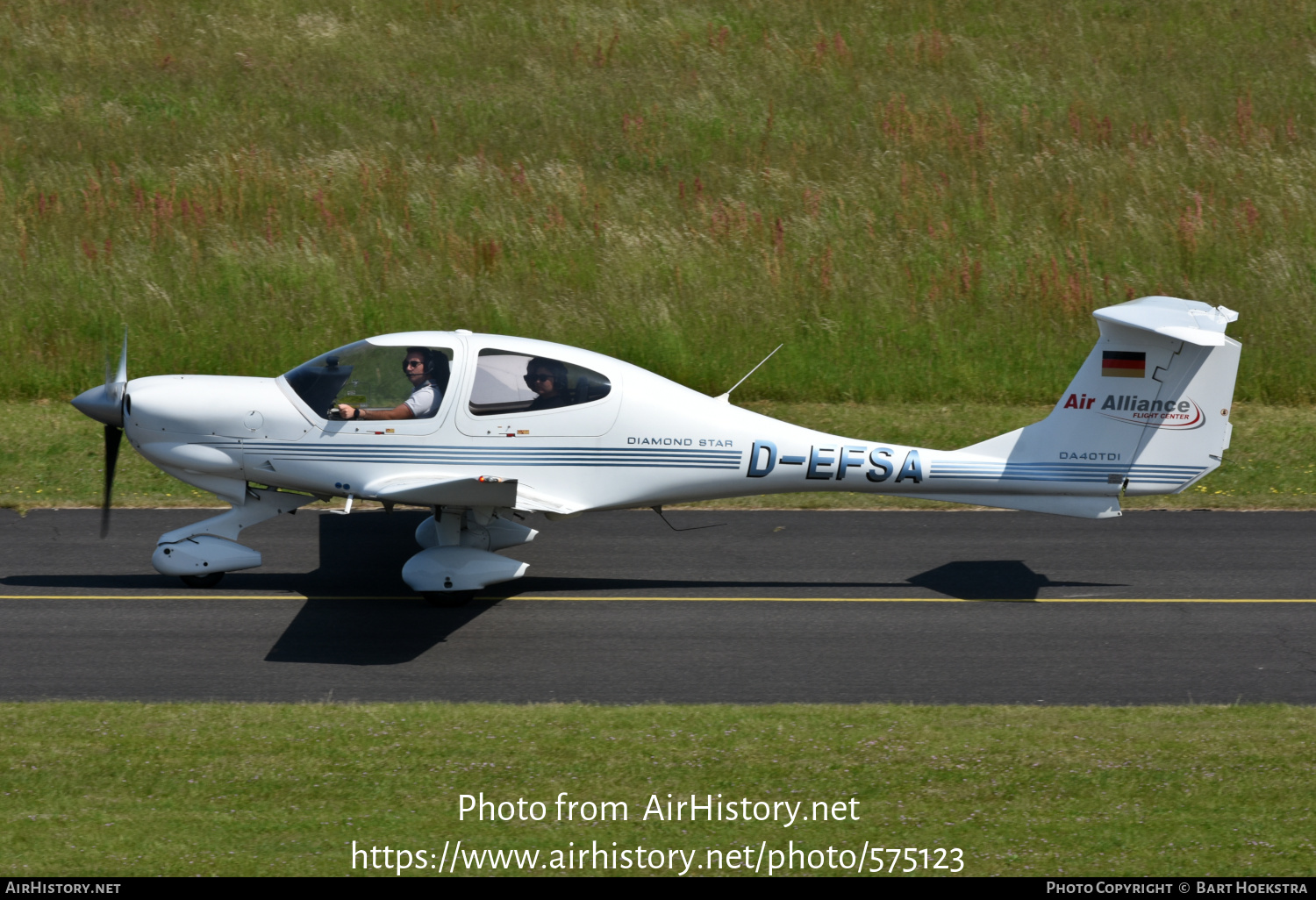 Aircraft Photo of D-EFSA | Diamond DA40D Diamond Star TDI | Air Alliance Flight Centre | AirHistory.net #575123