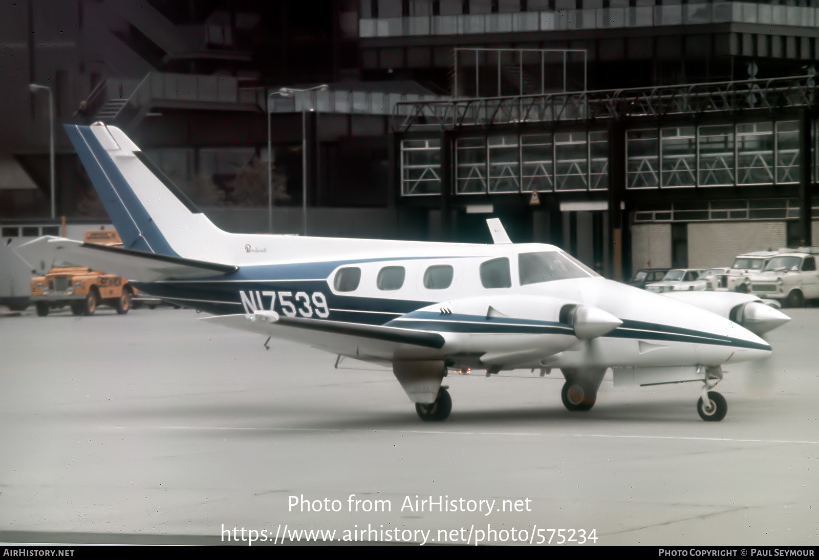 Aircraft Photo Of N17539 | Beech B60 Duke | AirHistory.net #575234