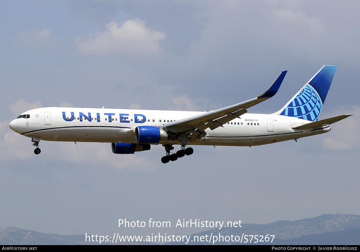 Aircraft Photo of N659UA | Boeing 767-322/ER | United Airlines | AirHistory.net #575267