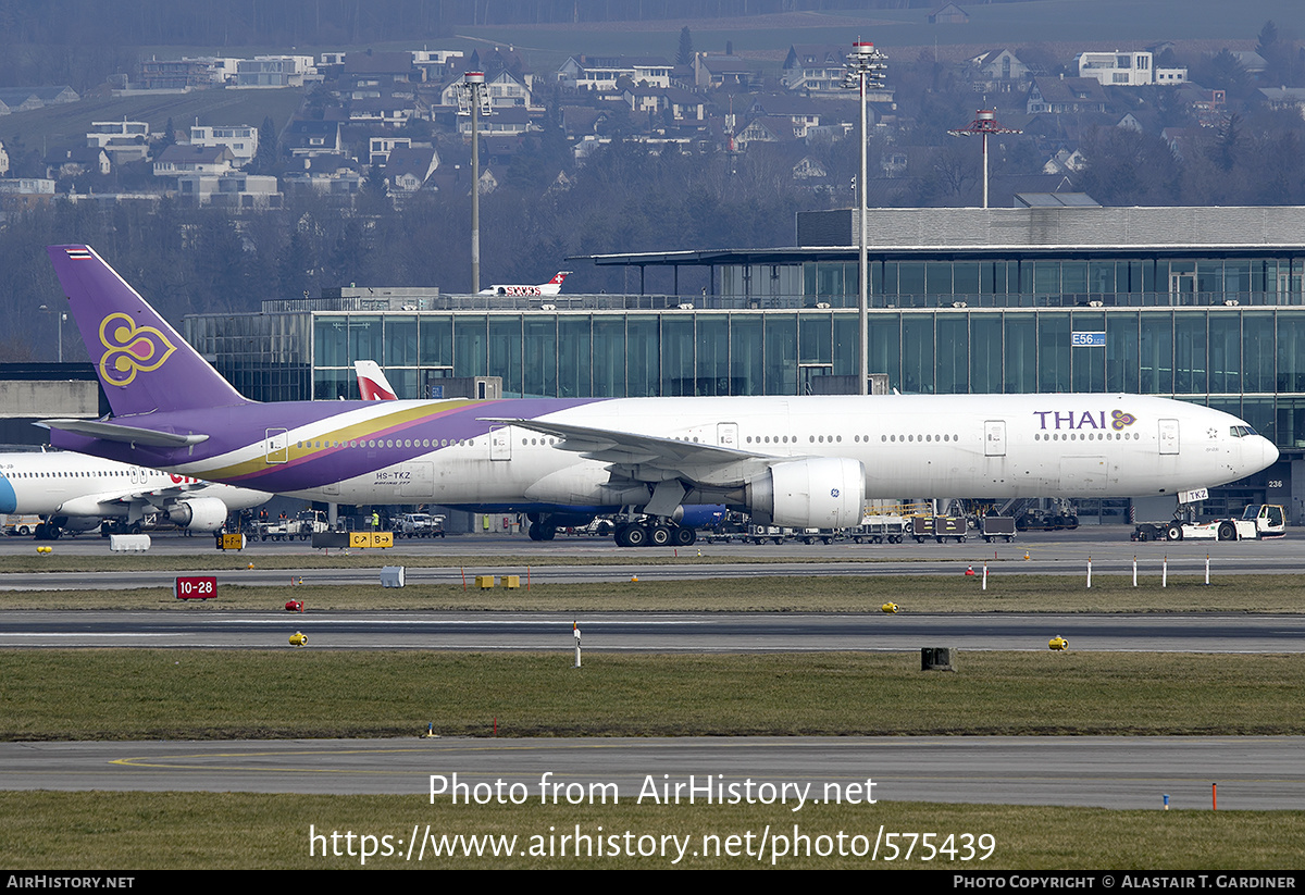 Aircraft Photo of HS-TKZ | Boeing 777-3D7/ER | Thai Airways International | AirHistory.net #575439