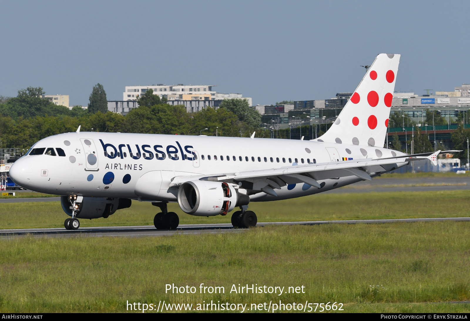 Aircraft Photo of OO-SSJ | Airbus A319-111 | Brussels Airlines | AirHistory.net #575662