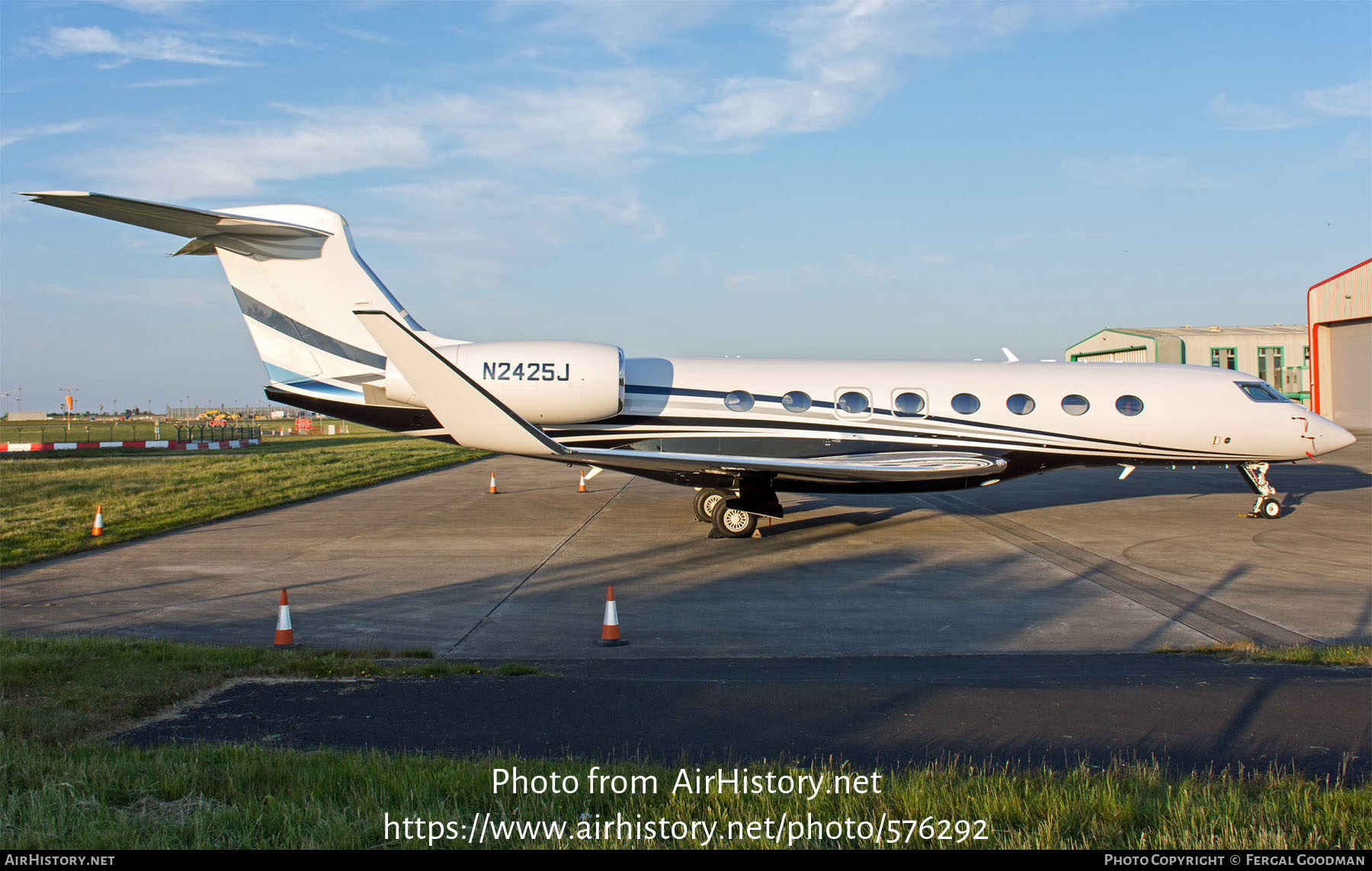 Aircraft Photo of N2425J | Gulfstream Aerospace G650ER (G-VI) | AirHistory.net #576292