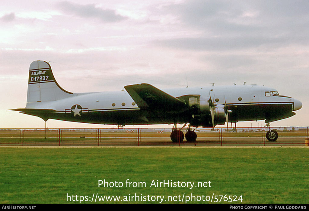 Aircraft Photo of 42-17237 / 0-17237 | Douglas C-54D Skymaster | USA - Army | AirHistory.net #576524