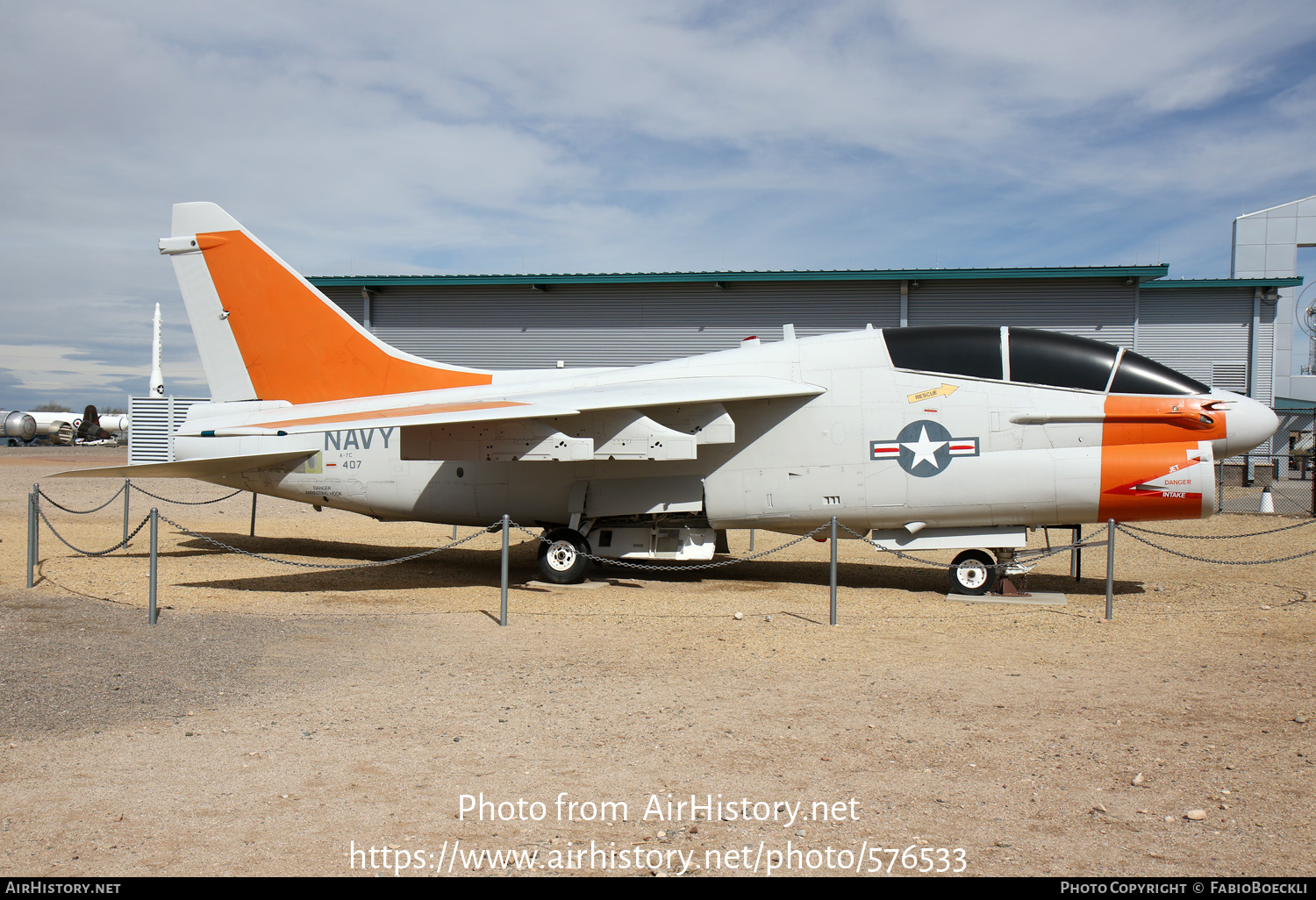 Aircraft Photo of 407 | LTV TA-7C Corsair II | USA - Navy | AirHistory.net #576533