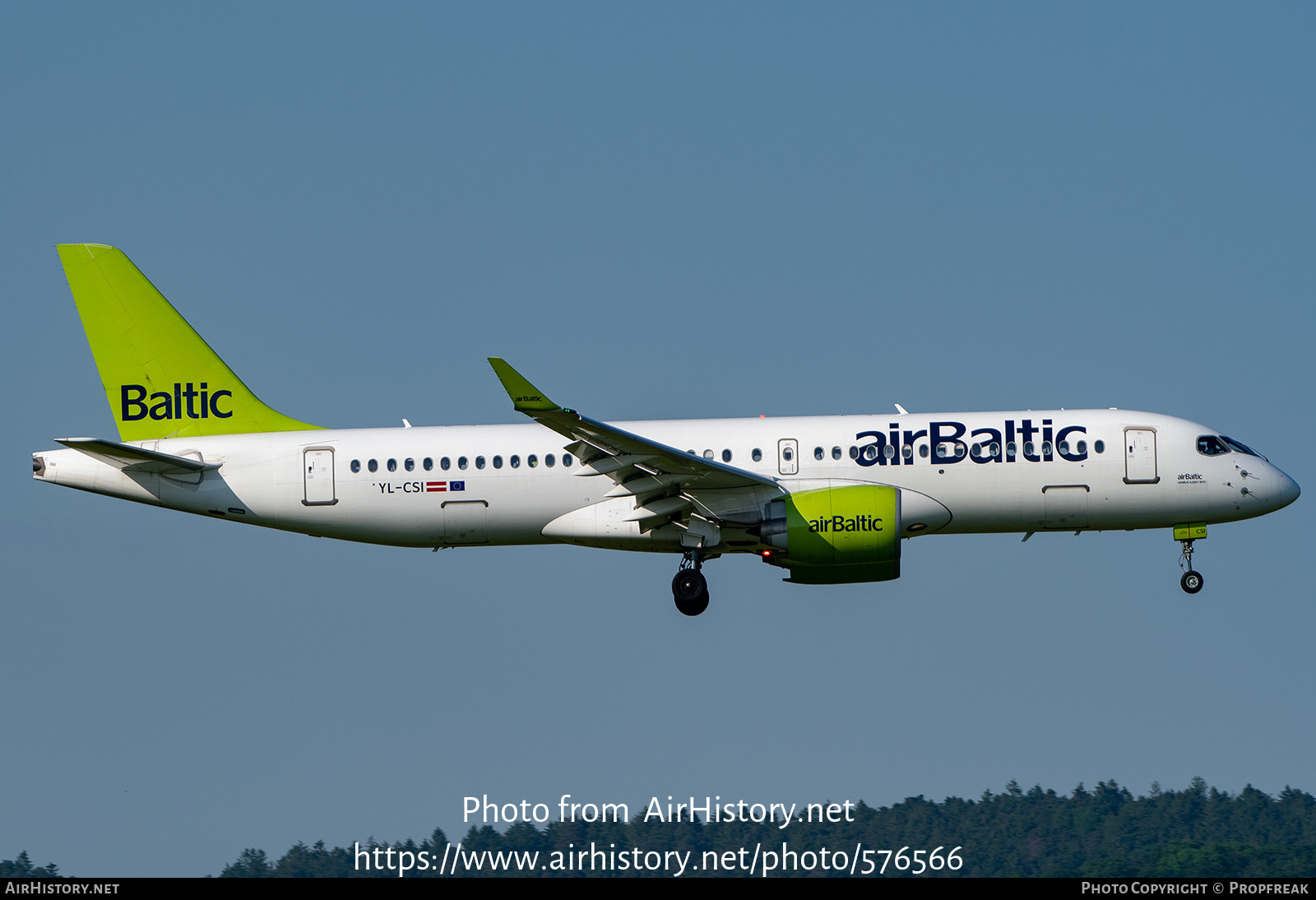 Aircraft Photo of YL-CSI | Bombardier CSeries CS300 (BD-500-1A11) | AirBaltic | AirHistory.net #576566