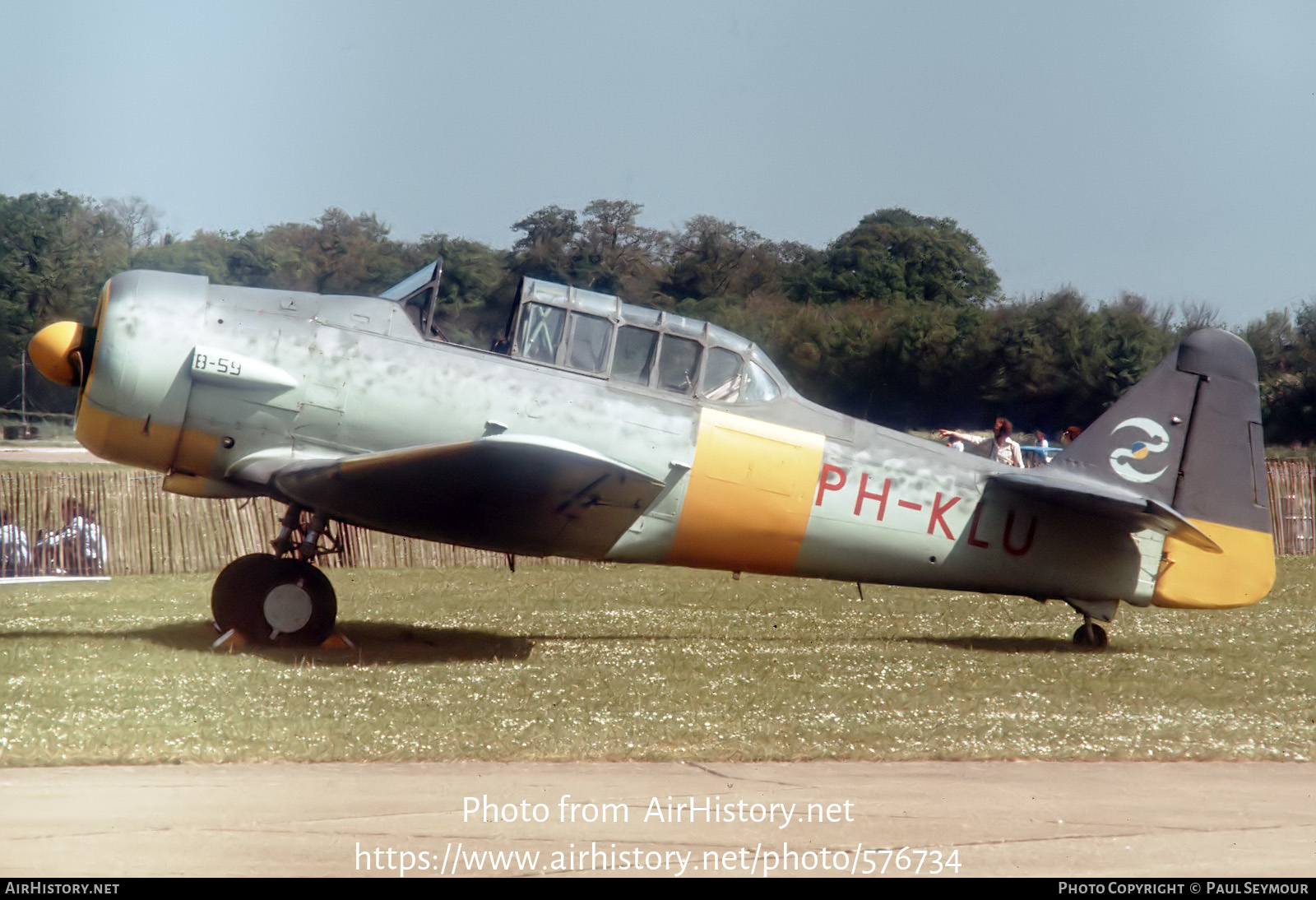 Aircraft Photo of PH-KLU / B-59 | North American AT-16 Harvard IIB | Stichting Vliegsport Gilze-Rijen | AirHistory.net #576734