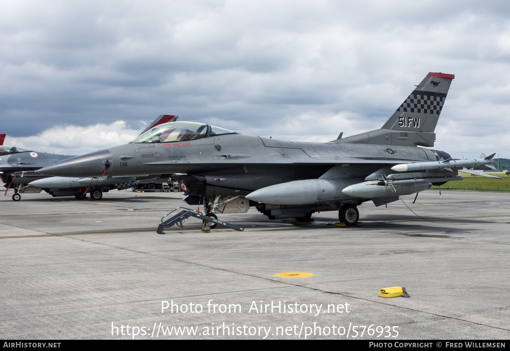 Aircraft Photo of 89-2136 / AF89-136 | General Dynamics F-16CM Fighting Falcon | USA - Air Force | AirHistory.net #576935