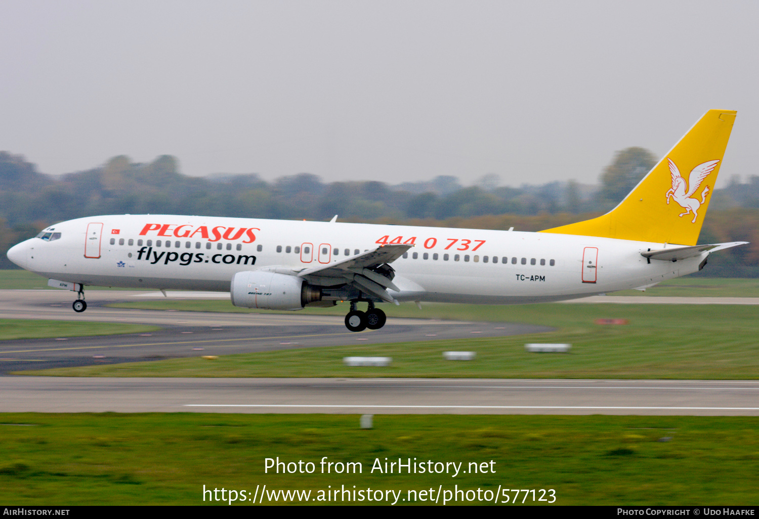 Aircraft Photo of TC-APM | Boeing 737-809 | Pegasus Airlines | AirHistory.net #577123