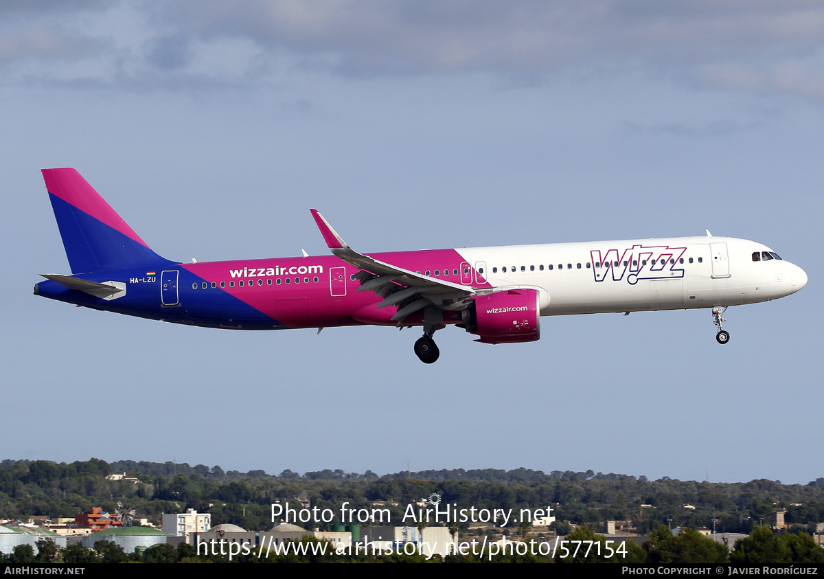 Aircraft Photo of HA-LZU | Airbus A321-271NX | Wizz Air | AirHistory.net #577154