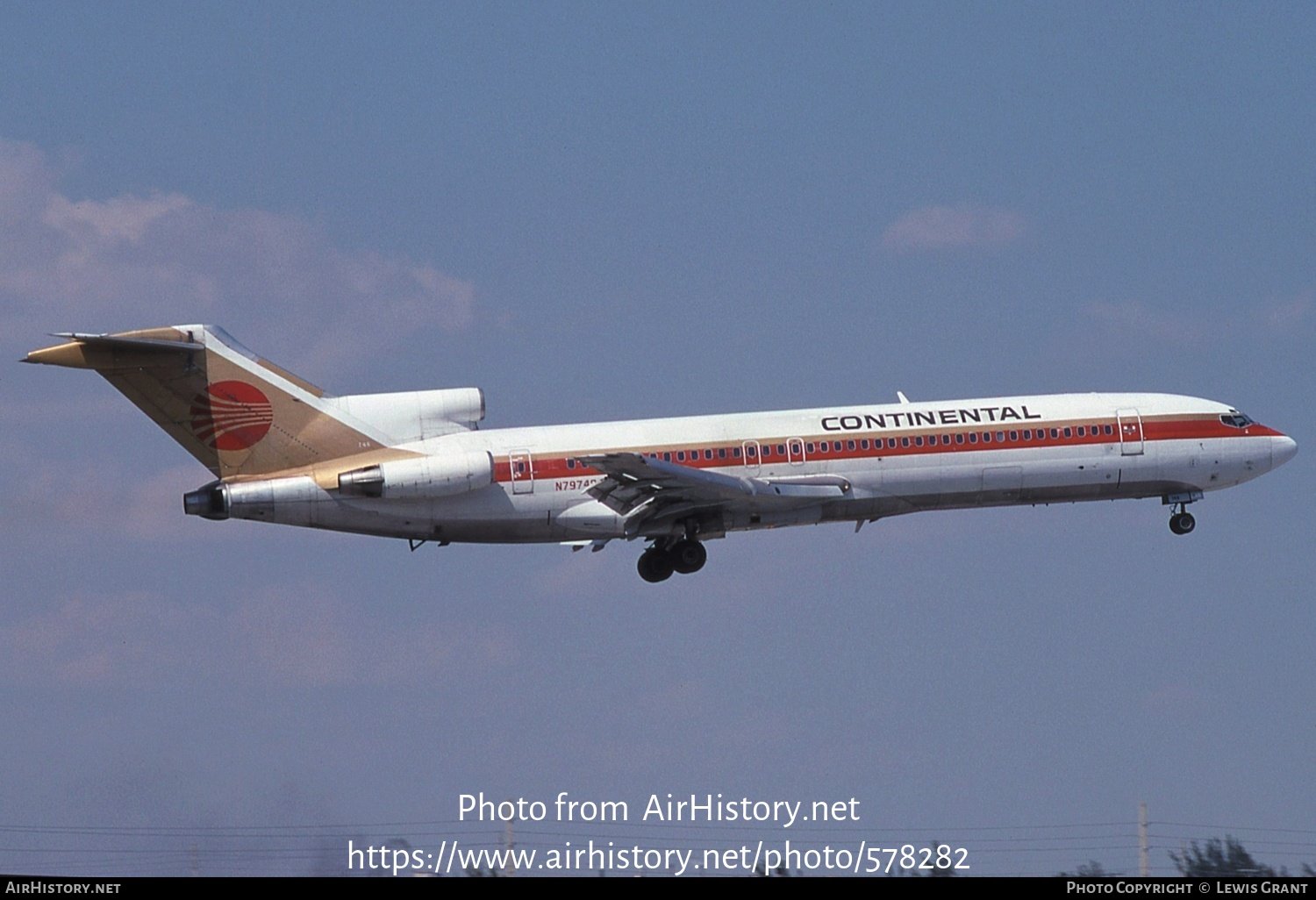 Aircraft Photo of N79749 | Boeing 727-224/Adv | Continental Airlines | AirHistory.net #578282