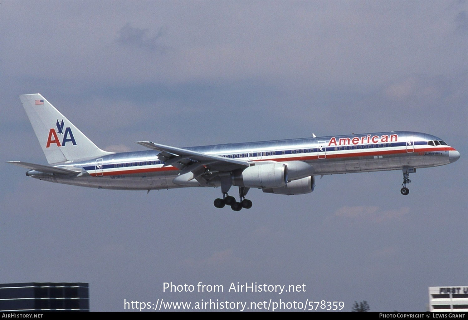 Aircraft Photo of N650AA | Boeing 757-223 | American Airlines | AirHistory.net #578359