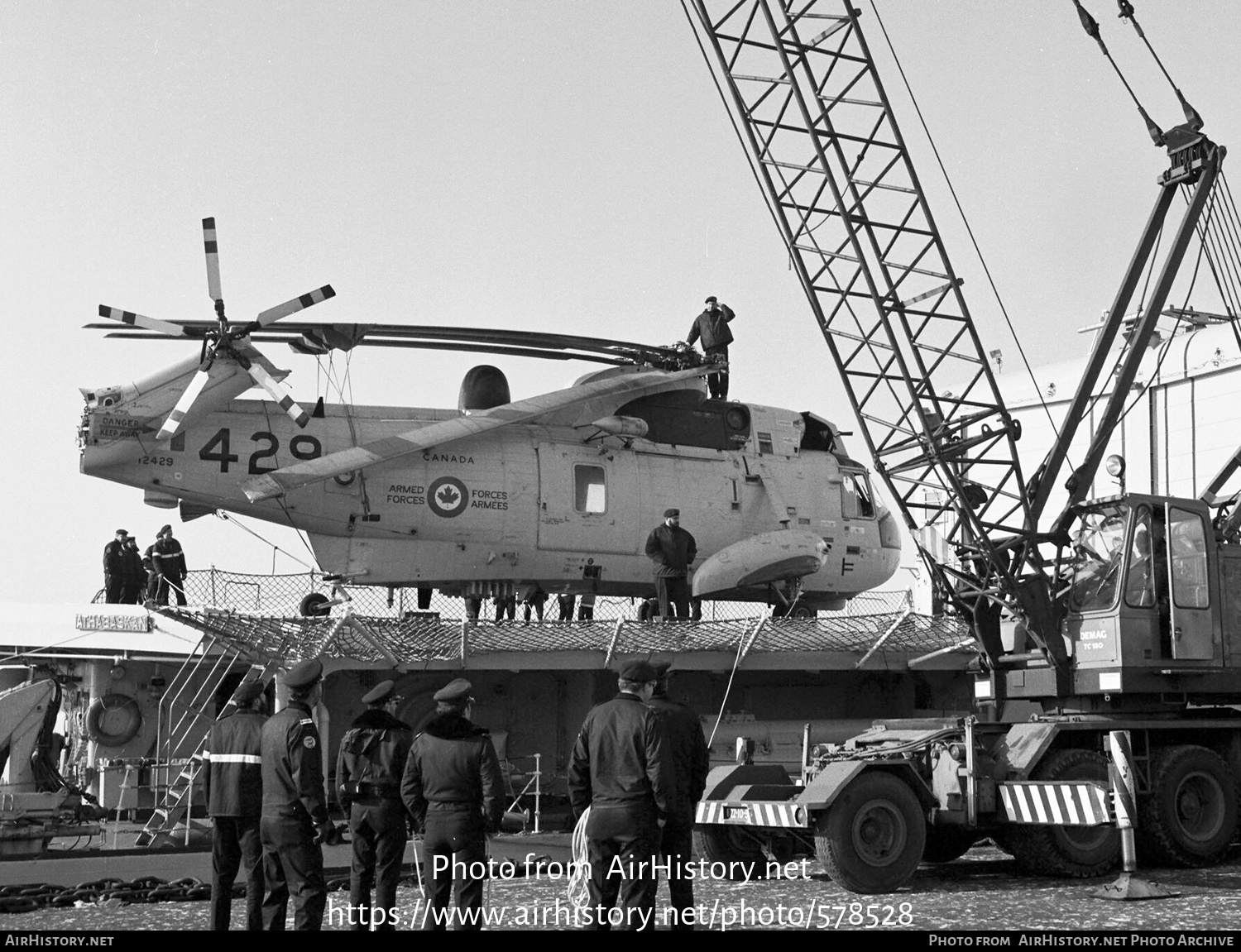 Aircraft Photo of 12429 | Sikorsky CH-124A Sea King (S-61B) | Canada - Navy | AirHistory.net #578528