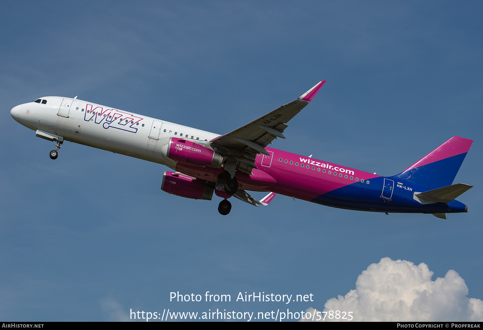 Aircraft Photo of HA-LXH | Airbus A321-231 | Wizz Air | AirHistory.net #578825