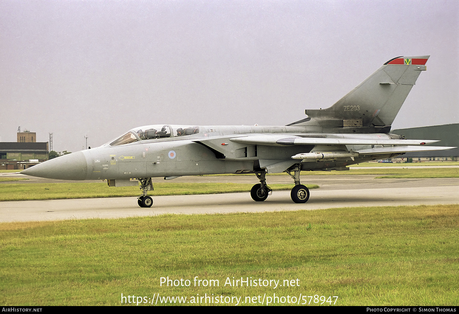 Aircraft Photo of ZE203 | Panavia Tornado F3 | UK - Air Force | AirHistory.net #578947