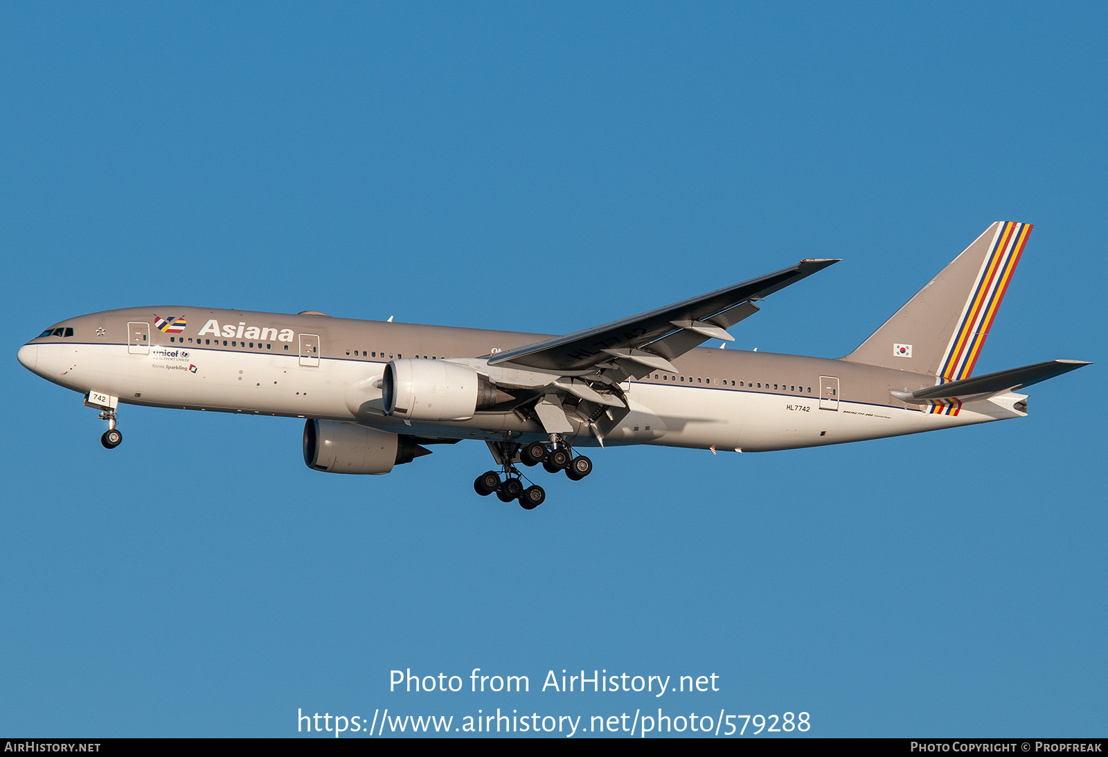 Aircraft Photo Of HL7742 | Boeing 777-28E/ER | Asiana Airlines ...