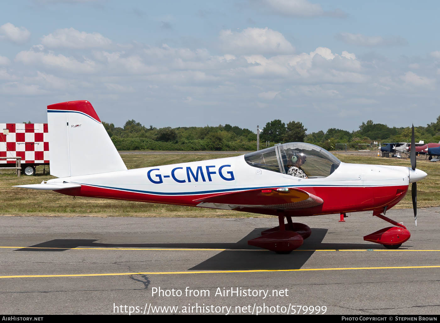 Aircraft Photo of G-CMFG | Van's RV-12iS | AirHistory.net #579999