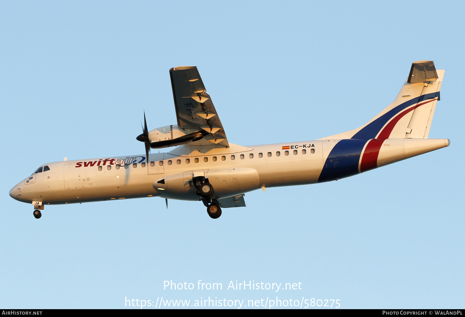 Aircraft Photo of EC-KJA | ATR ATR-72-201/F | Swiftair | AirHistory.net #580275