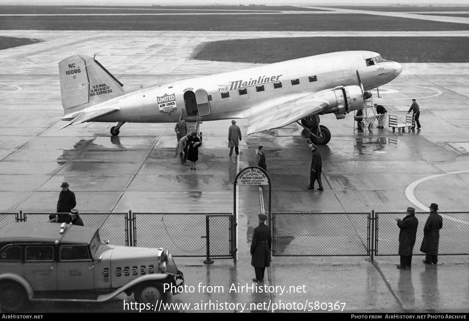 Aircraft Photo of NC16086 | Douglas DC-3A-197 | United Air Lines | AirHistory.net #580367