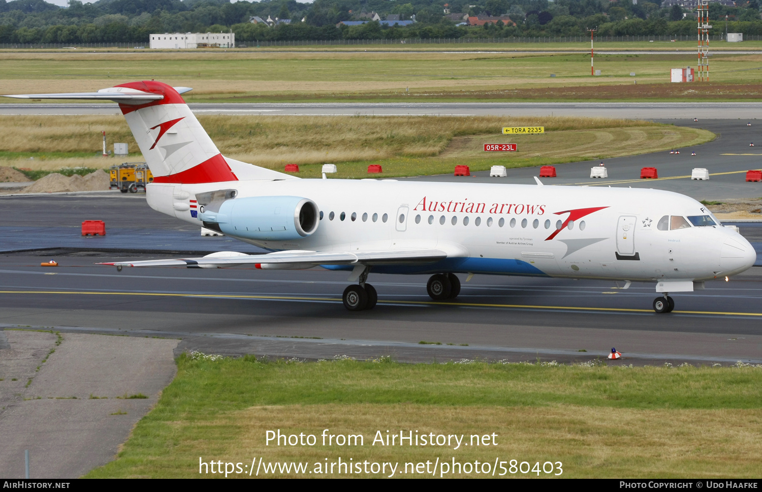 Aircraft Photo of OE-LFG | Fokker 70 (F28-0070) | Austrian Arrows | AirHistory.net #580403