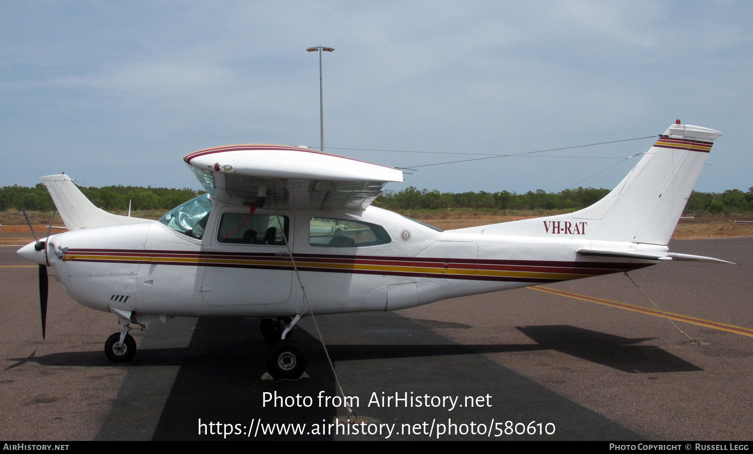 Aircraft Photo of VH-RAT | Cessna 210L Centurion II | AirHistory.net #580610