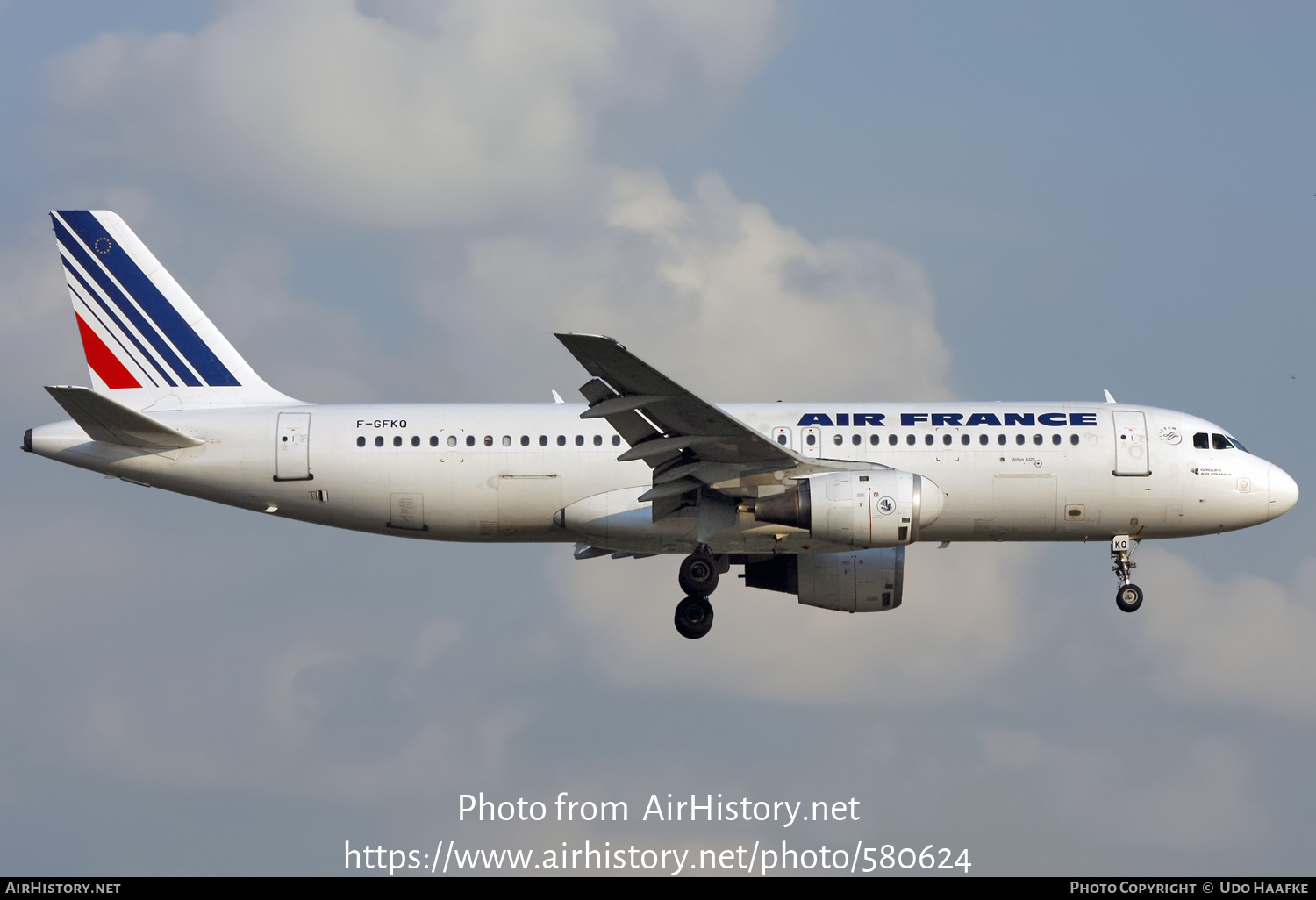 Aircraft Photo of F-GFKQ | Airbus A320-111 | Air France | AirHistory.net #580624