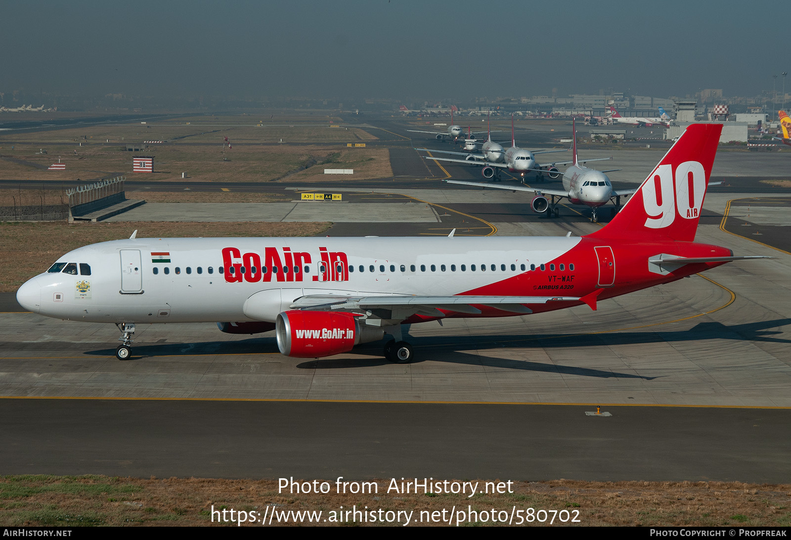 Aircraft Photo of VT-WAF | Airbus A320-214 | GoAir | AirHistory.net #580702