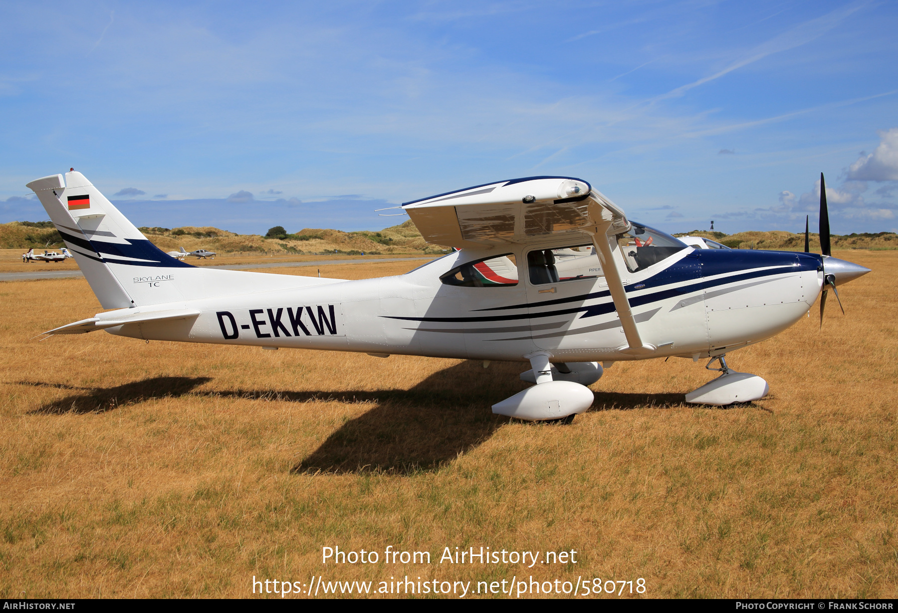 Aircraft Photo of D-EKKW | Cessna T182TC Turbo Skylane | AirHistory.net #580718