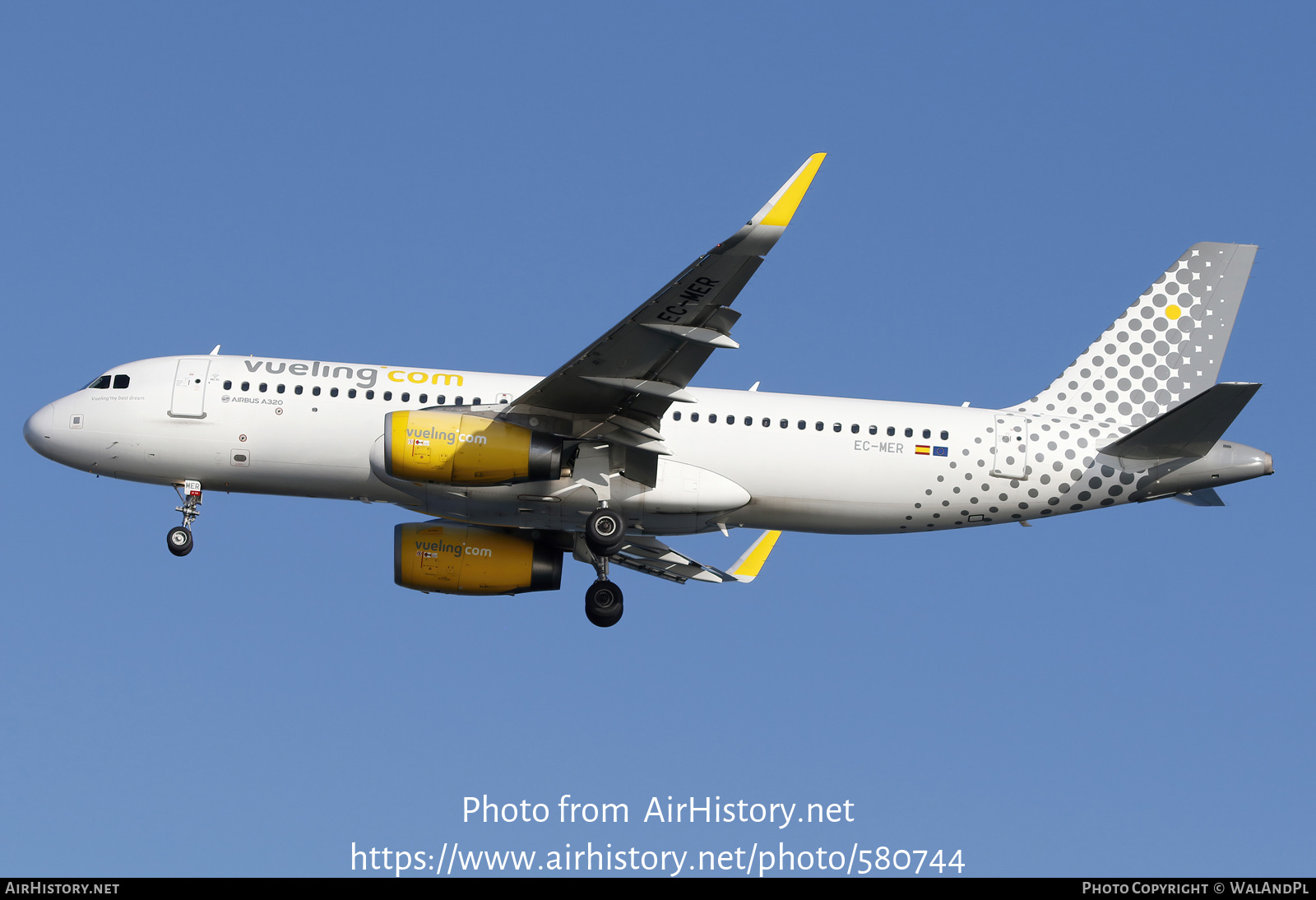 Aircraft Photo of EC-MER | Airbus A320-232 | Vueling Airlines | AirHistory.net #580744