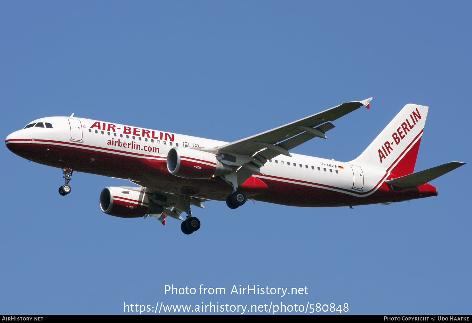 Aircraft Photo of D-ABDA | Airbus A320-214 | Air Berlin | AirHistory.net #580848