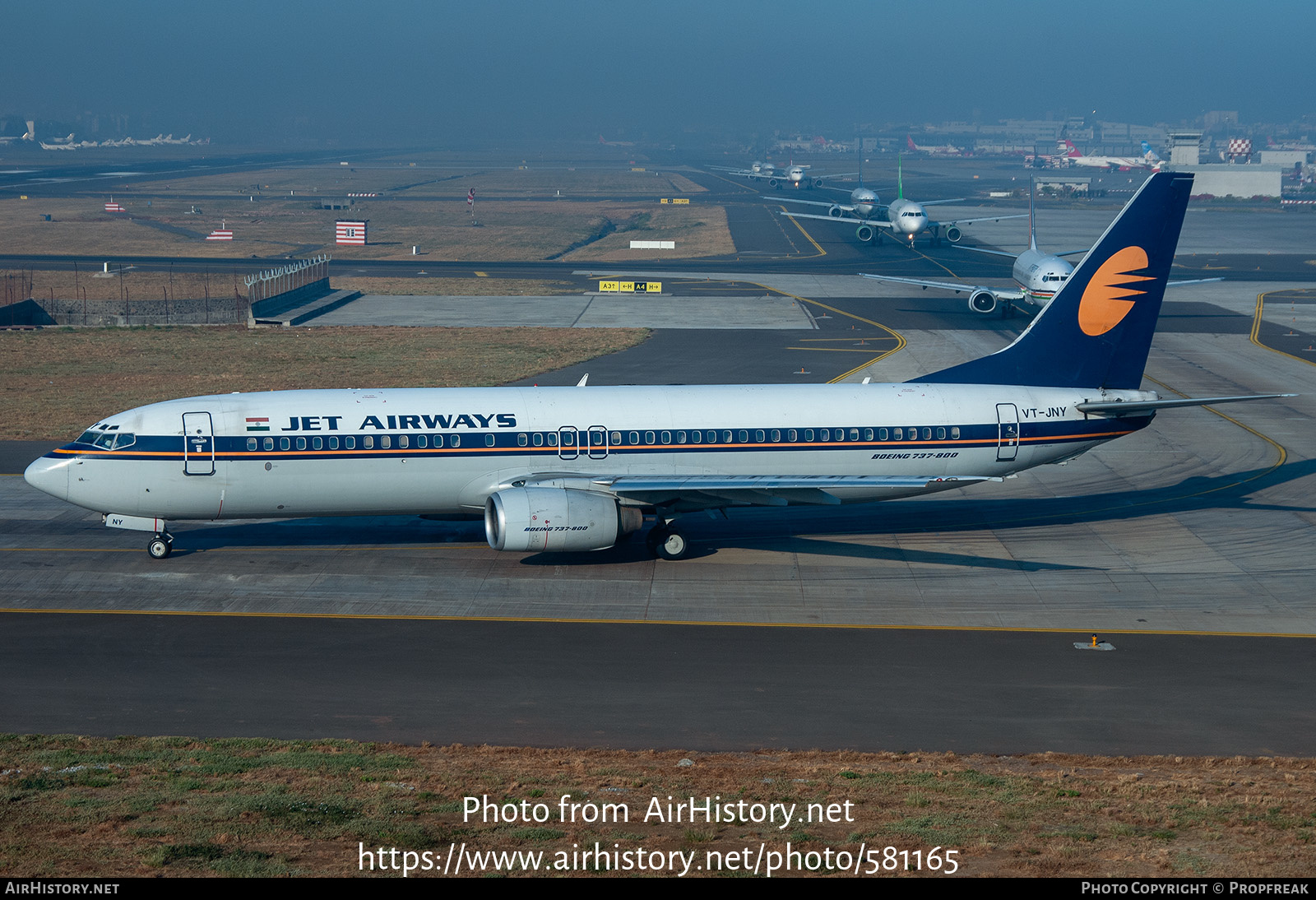 Aircraft Photo of VT-JNY | Boeing 737-85R | Jet Airways | AirHistory.net #581165