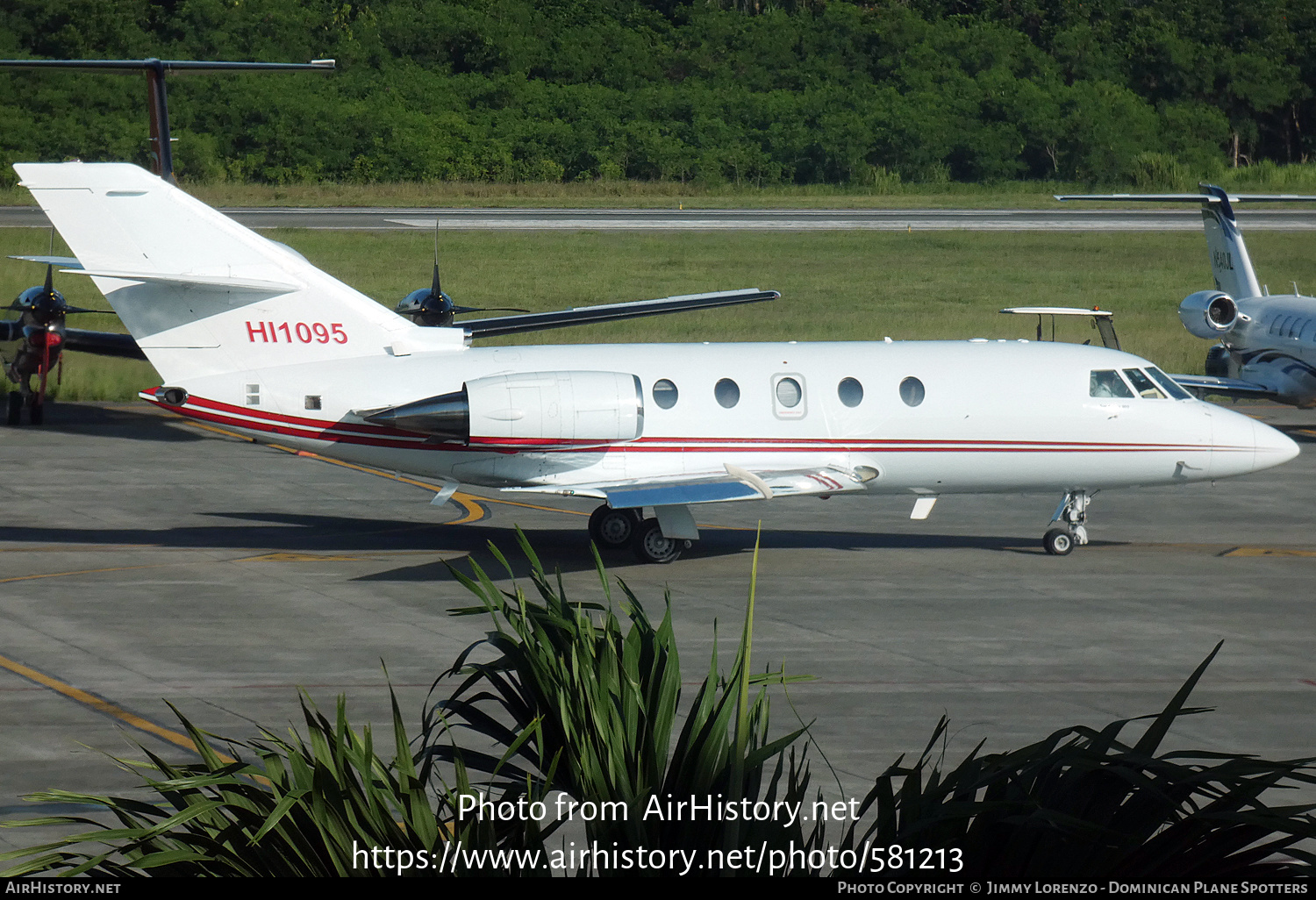 Aircraft Photo of HI1095 | Dassault Falcon 200 (20H) | AirHistory.net #581213