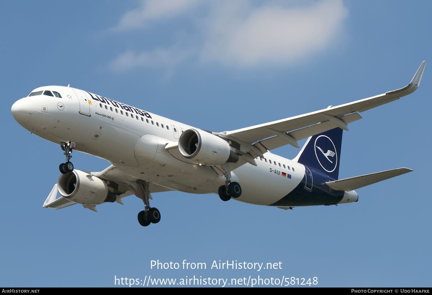 Aircraft Photo of D-AIUI | Airbus A320-214 | Lufthansa | AirHistory.net #581248