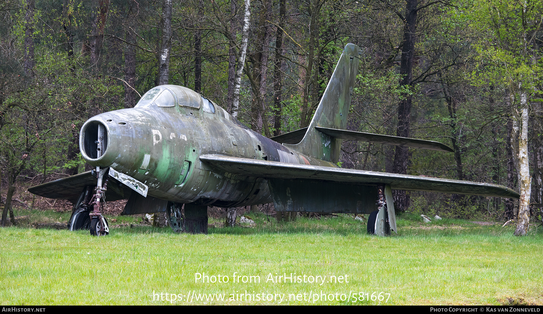 Aircraft Photo of P-224 | Republic F-84F Thunderstreak | Netherlands - Air Force | AirHistory.net #581667