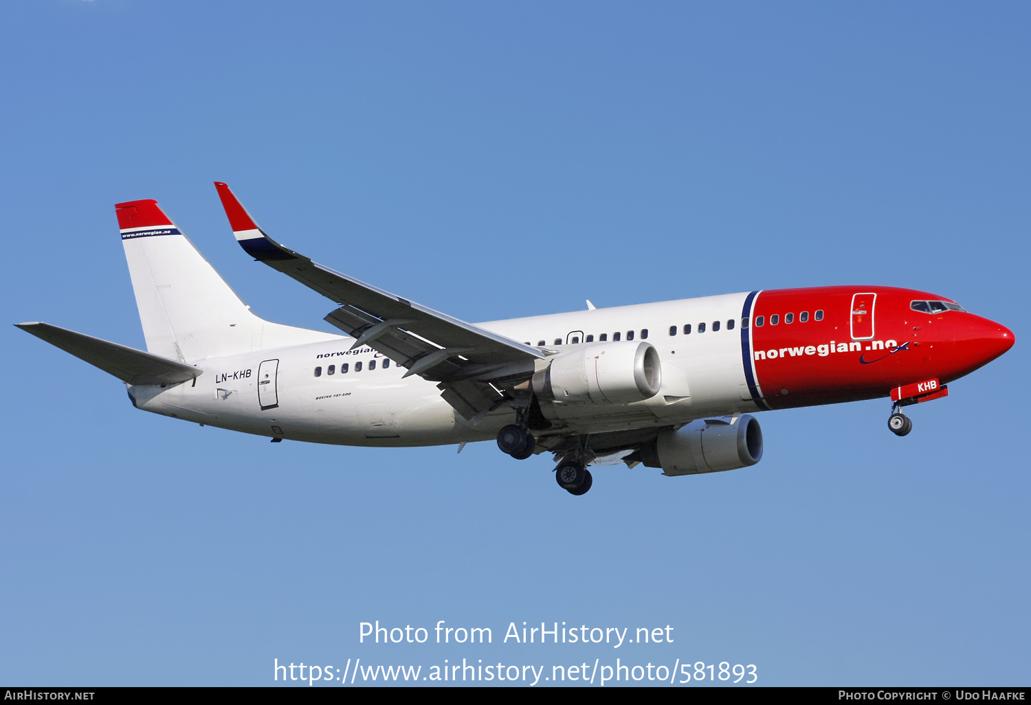 Aircraft Photo of LN-KHB | Boeing 737-31S | Norwegian | AirHistory.net #581893