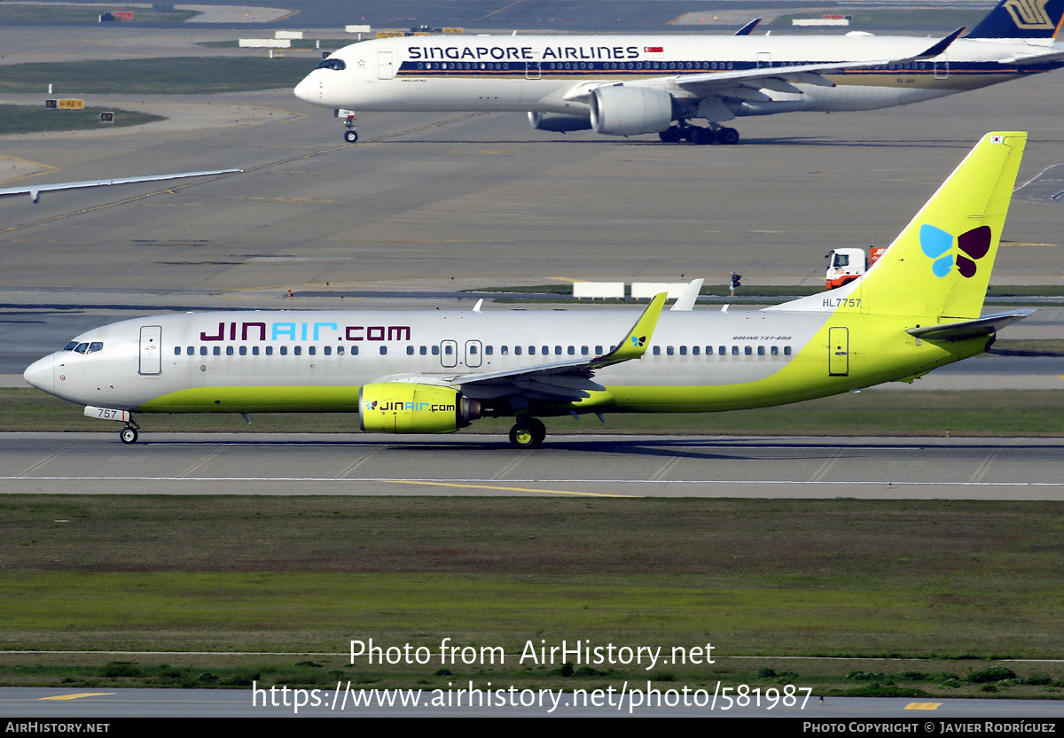 Aircraft Photo of HL7757 | Boeing 737-8GQ | Jin Air | AirHistory.net #581987