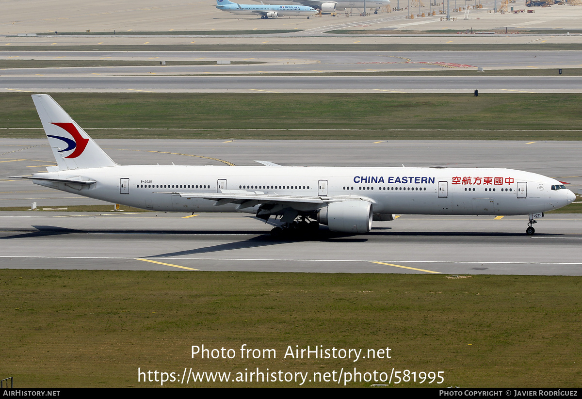 Aircraft Photo of B-2025 | Boeing 777-39P/ER | China Eastern Airlines | AirHistory.net #581995