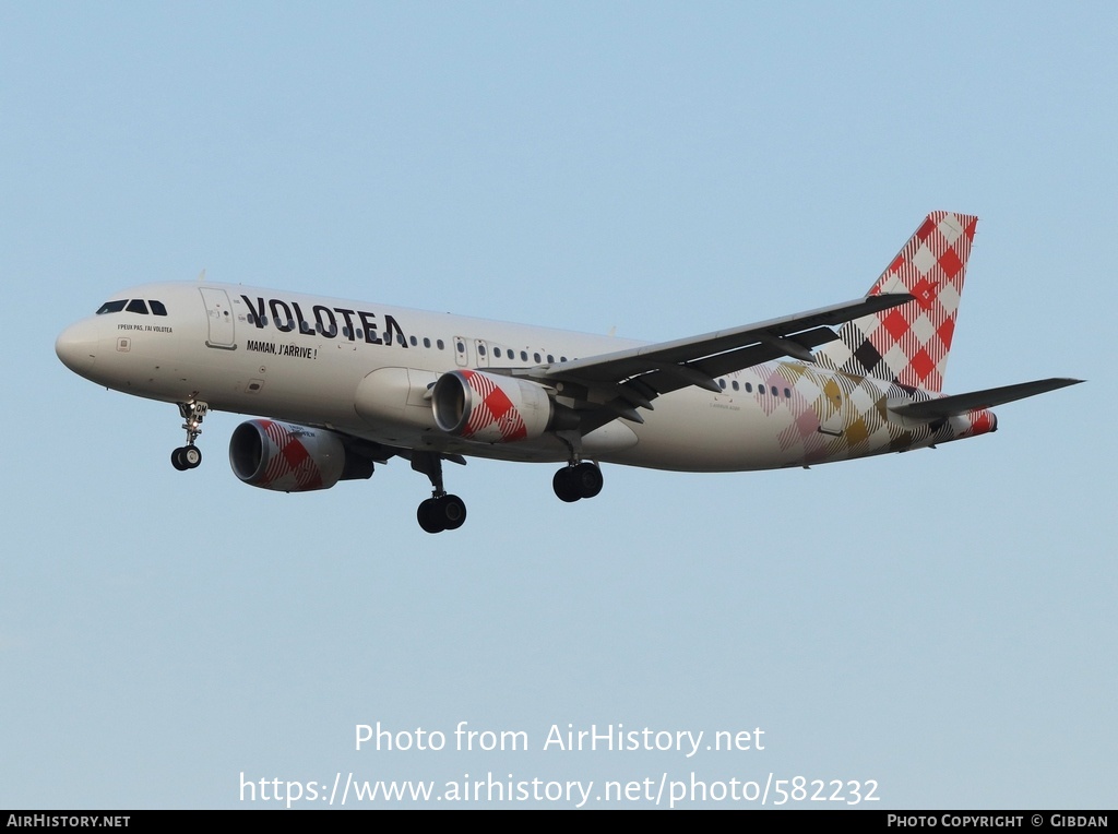 Aircraft Photo of EC-NQM | Airbus A320-214 | Volotea | AirHistory.net #582232