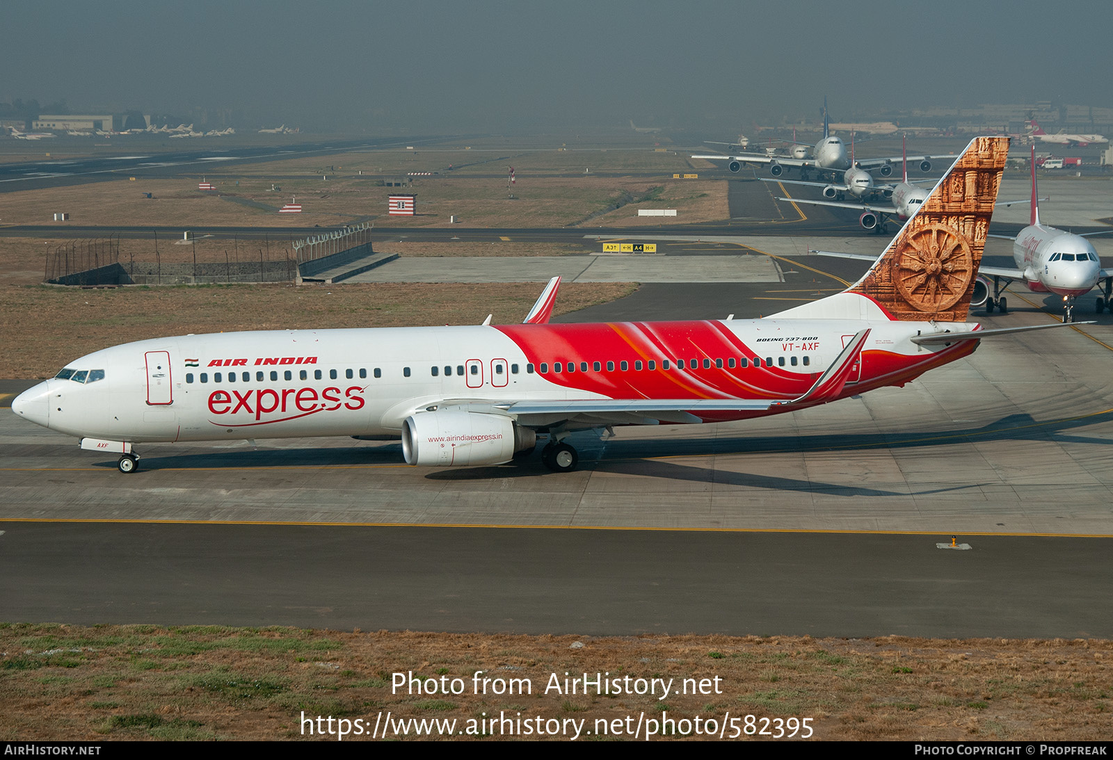 Aircraft Photo of VT-AXF | Boeing 737-8Q8 | Air India Express | AirHistory.net #582395