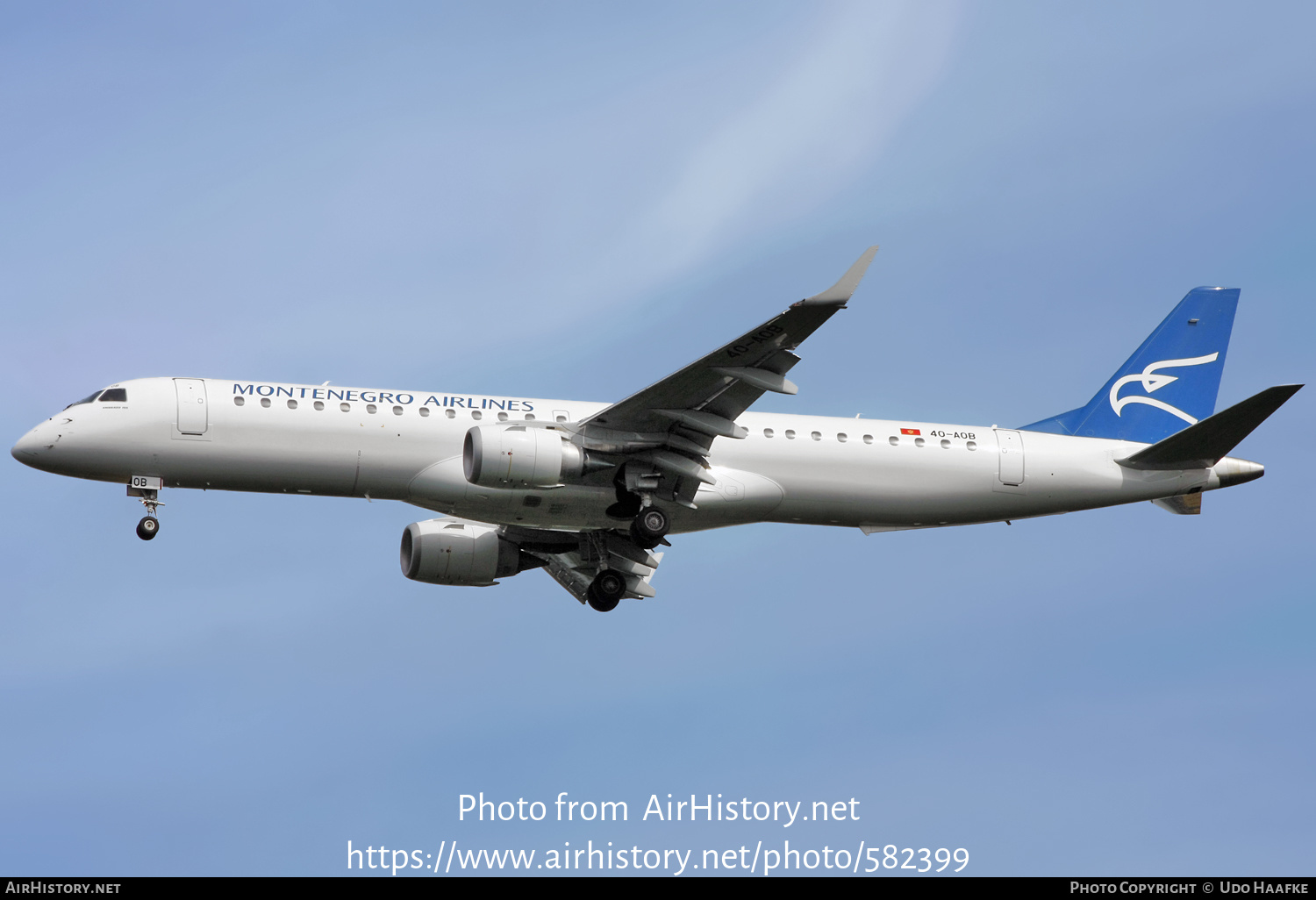 Aircraft Photo of 4O-AOB | Embraer 195LR (ERJ-190-200LR) | Montenegro Airlines | AirHistory.net #582399