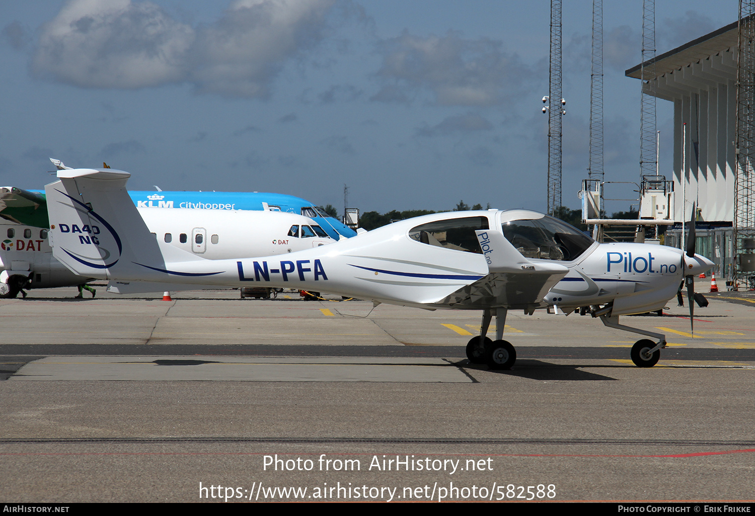 Aircraft Photo of LN-PFA | Diamond DA40 NG Diamond Star | Pilot Flight Academy | AirHistory.net #582588