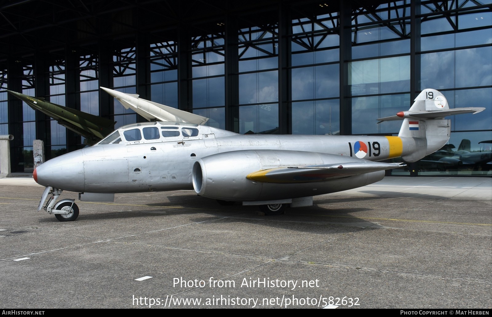 Aircraft Photo of I-19 | Gloster Meteor T7 | Netherlands - Air Force | AirHistory.net #582632