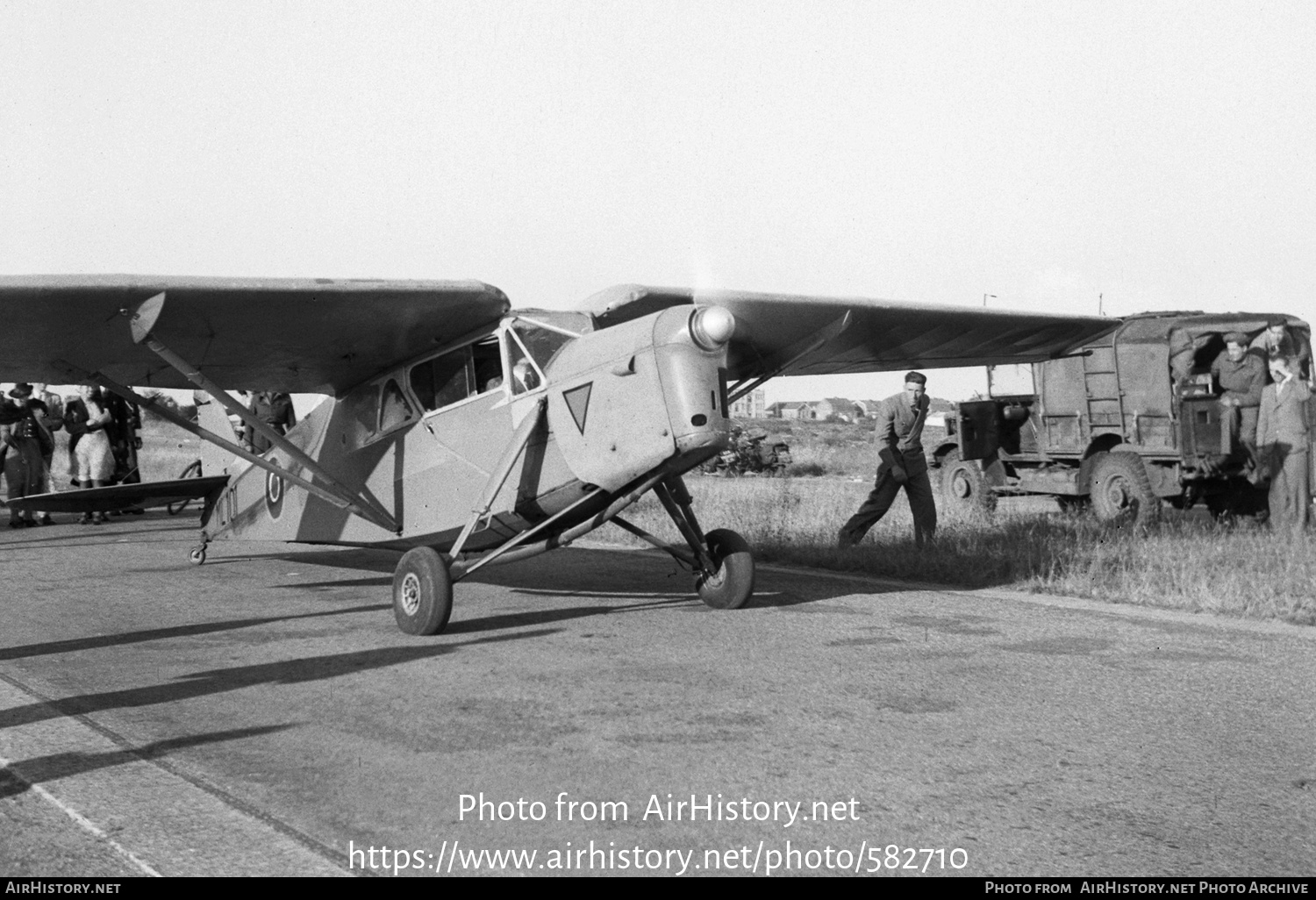 Aircraft Photo of ML101 | De Havilland D.H. 85 Leopard Moth | UK - Air Force | AirHistory.net #582710