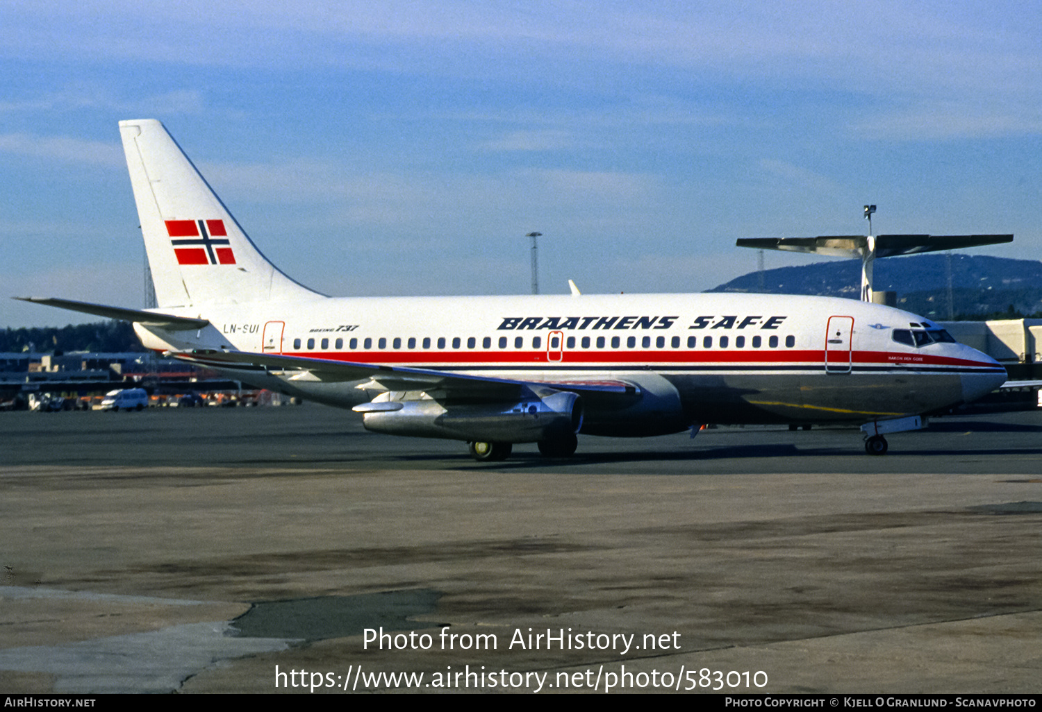 Aircraft Photo of LN-SUI | Boeing 737-205/Adv | Braathens SAFE | AirHistory.net #583010