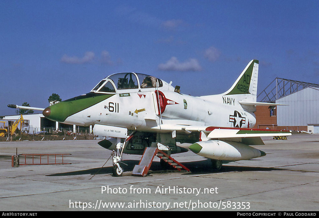 Aircraft Photo of 154298 / 4298 | Douglas TA-4J Skyhawk | USA - Navy | AirHistory.net #583353