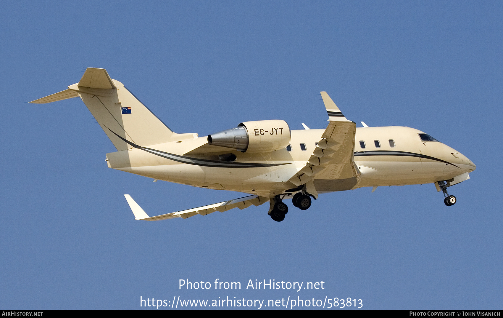 Aircraft Photo of EC-JYT | Bombardier Challenger 604 (CL-600-2B16) | AirHistory.net #583813