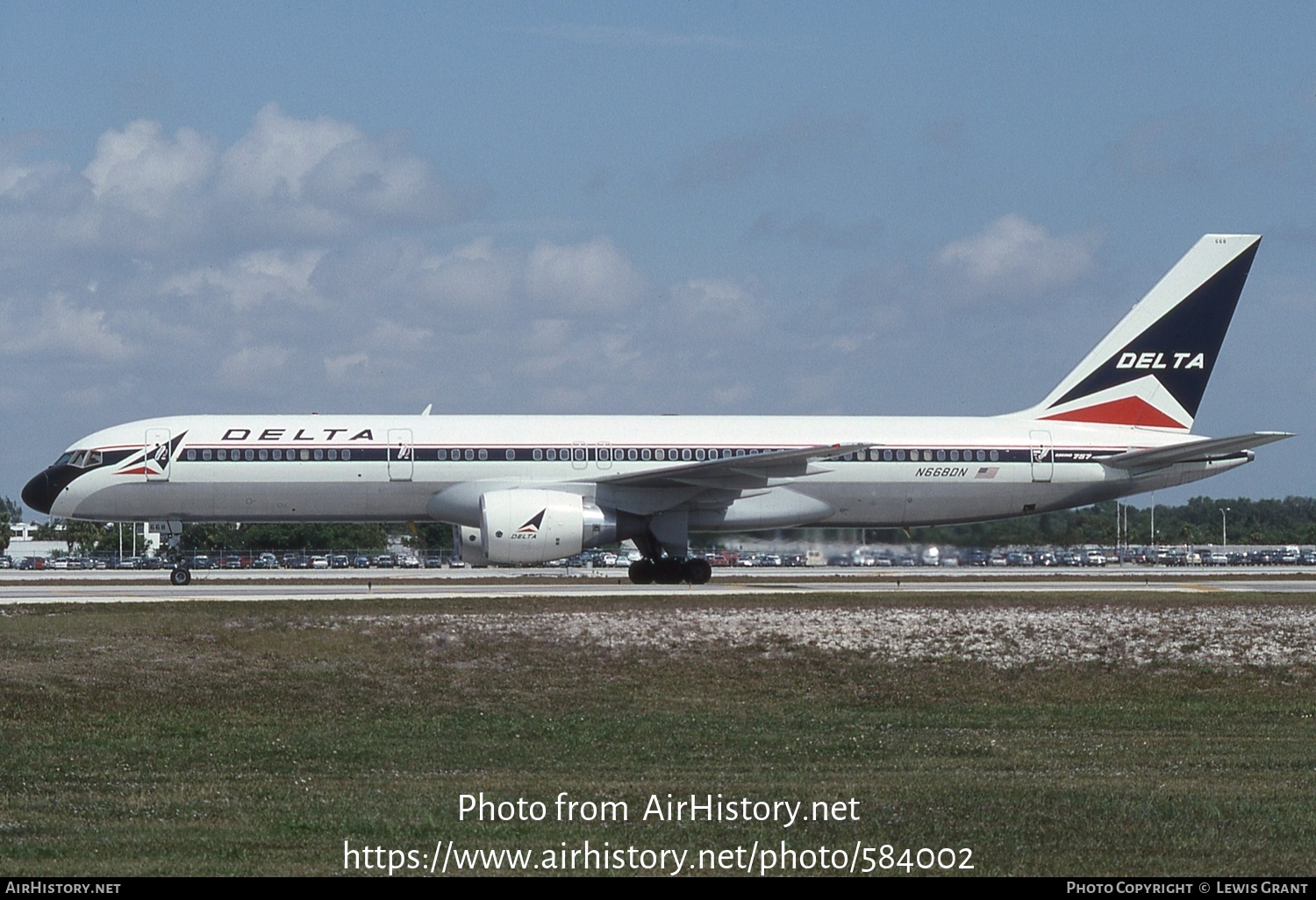 Aircraft Photo of N668DN | Boeing 757-232 | Delta Air Lines | AirHistory.net #584002