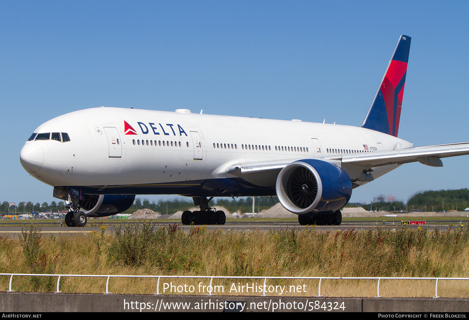 Aircraft Photo of N710DN | Boeing 777-232/LR | Delta Air Lines | AirHistory.net #584324